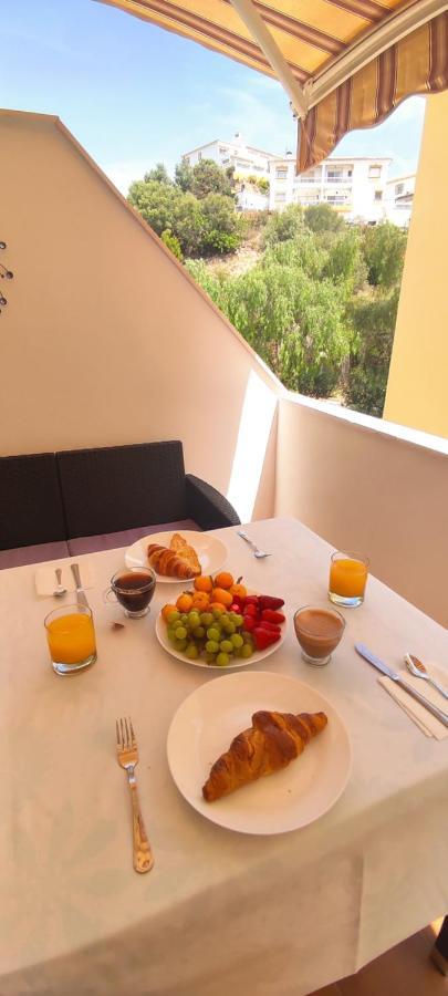 Alire Yucas Apartment Fuengirola Bagian luar foto